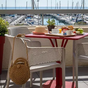 Ibis Budget Bord De 2* Menton